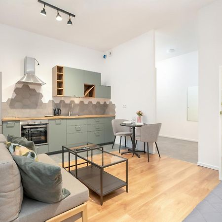 Cozy Studio With Balcony And Free Garage By Noclegi Renters Poznan Dış mekan fotoğraf