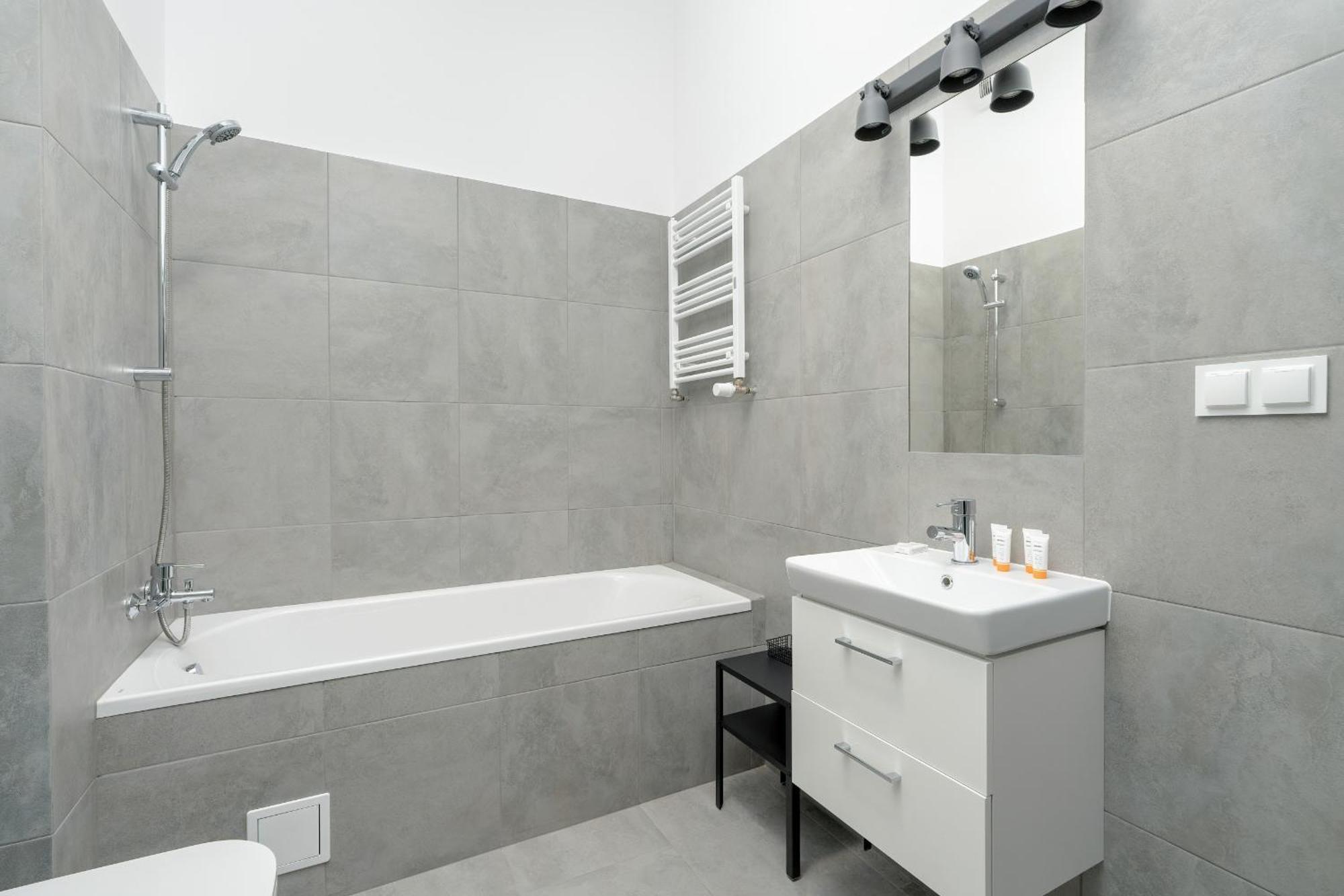 Cozy Studio With Balcony And Free Garage By Noclegi Renters Poznan Dış mekan fotoğraf